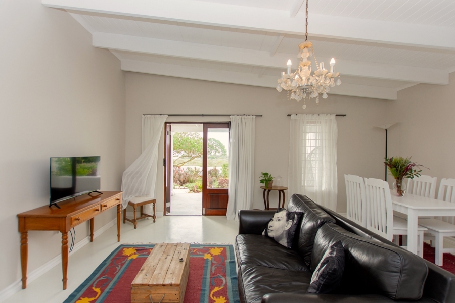 7 Bedroom Property for Sale in Paternoster Western Cape